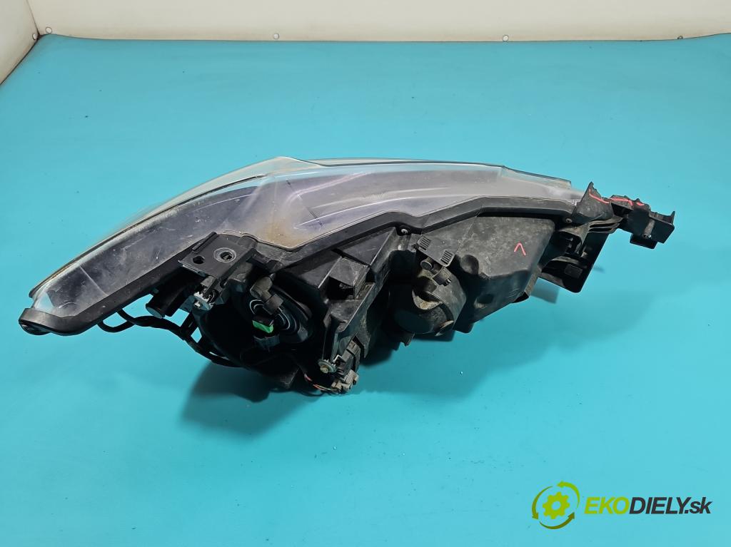 Mazda 6 III GJ 2012-2024 2.2d 150 HP manual 110 kW 2190 cm3 4- Reflektor: ľavý  (Kľučka dverí ostatné)