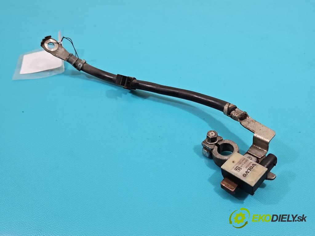 Volvo V60 I 2010-2018 2.0 D4 181KM manual 133 kW 1969 cm3 5- kontakt mínus: 30659783