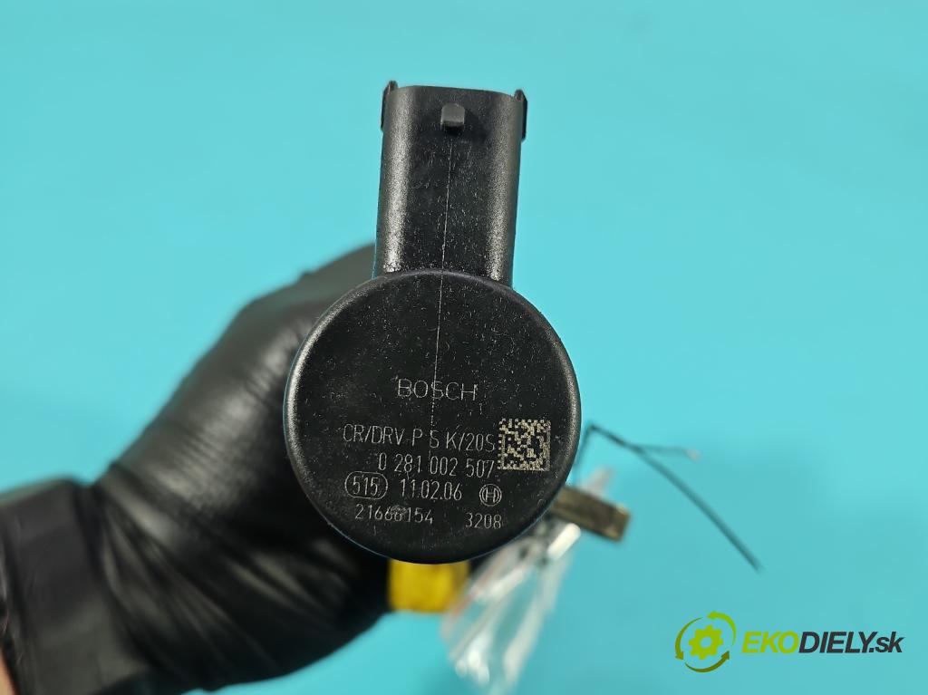 Saab 9-5 1.9 TiD 150 HP manual 110 kW 1910 cm3 5- lišta vstrekovacia 0445214117 (Vstrekovacia lišta)