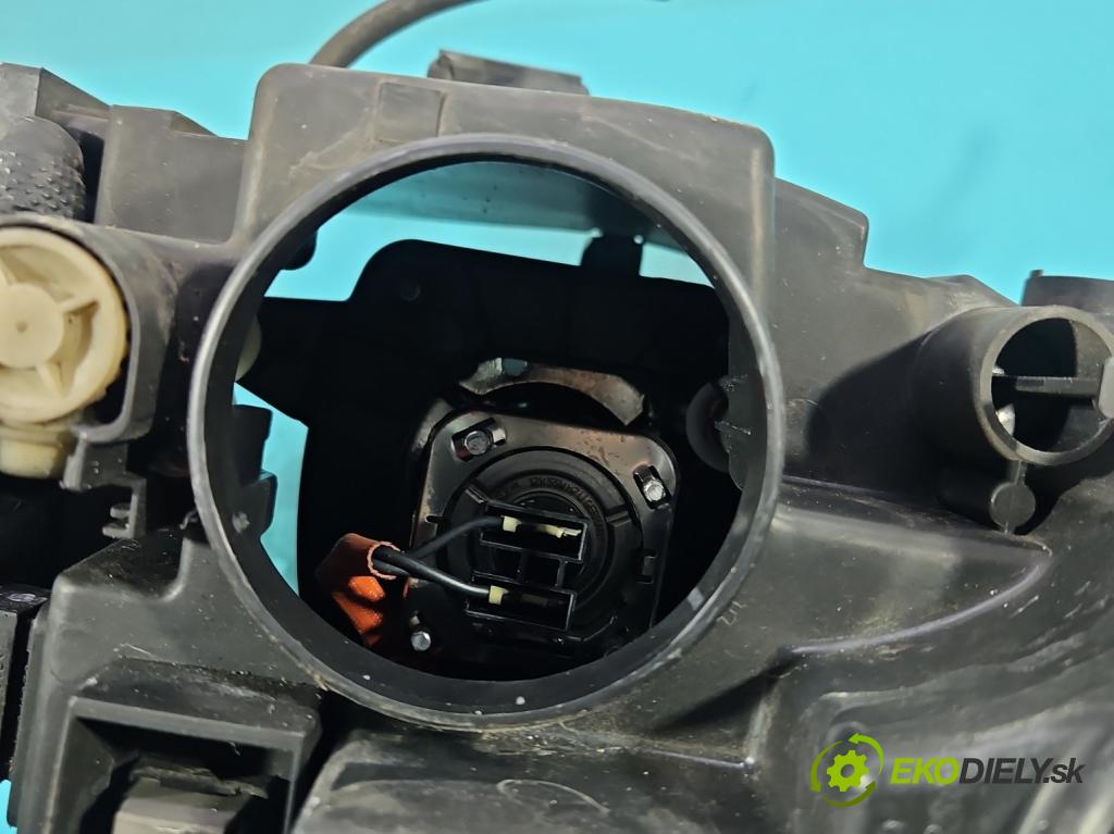 Saab 9-5 1.9 TiD 150 HP manual 110 kW 1910 cm3 5- Reflektor: ľavý  (Kľučka dverí ostatné)