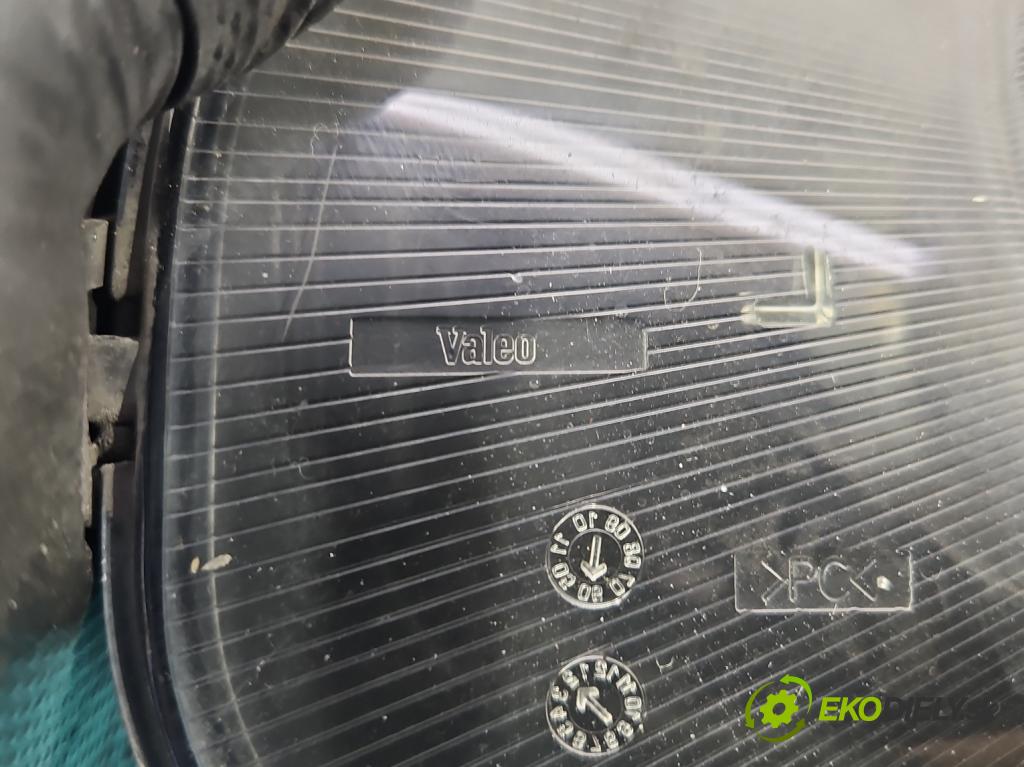 Saab 9-5 1.9 TiD 150 HP manual 110 kW 1910 cm3 5- Reflektor: ľavý  (Kľučka dverí ostatné)