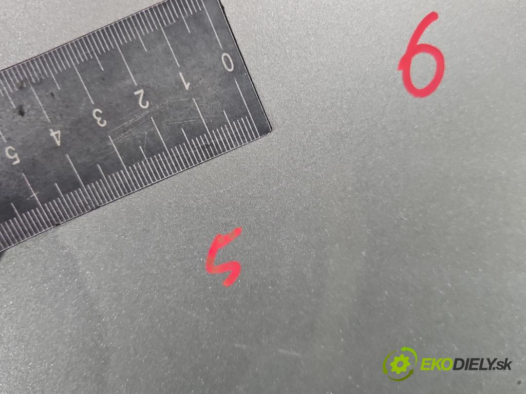 Vw Golf V 2003-2009 1.4 FSI 90 hp manual 66 kW 1390 cm3 5- blatnik přední levý  (Levý přední blatník)