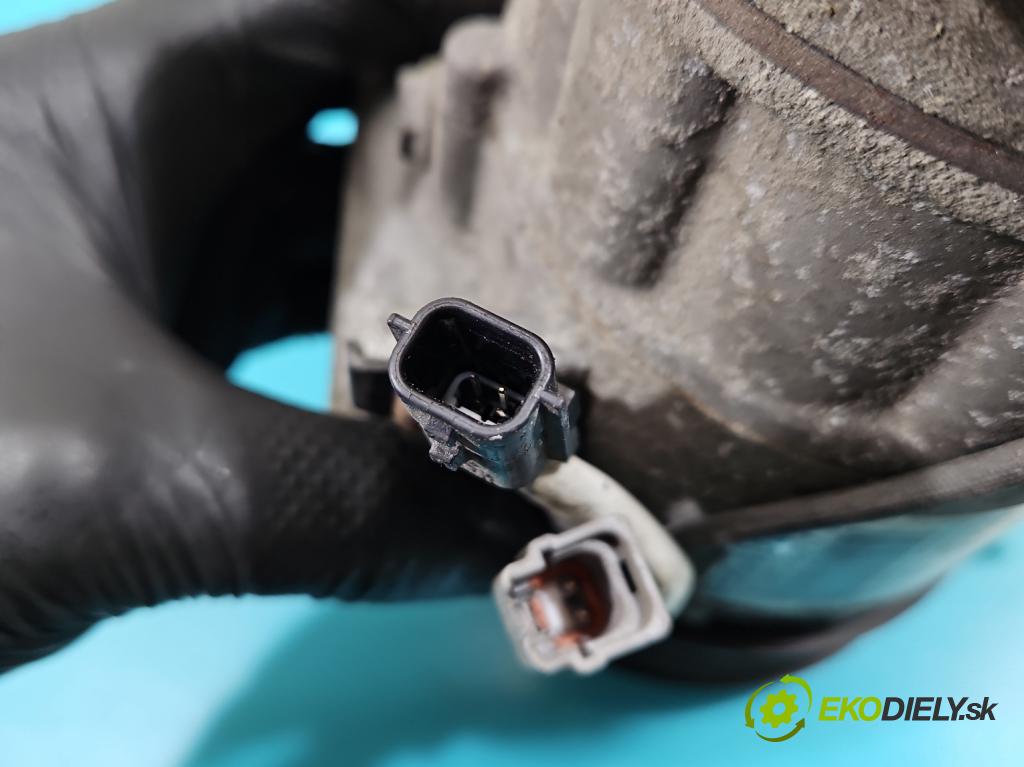 Renault Clio IV 2012-2020 0.9 Tce 90 HP manual 66 kW 898 cm3 5- Kompresor: klimatizácie 926000217R (Kompresor klimatizácie)