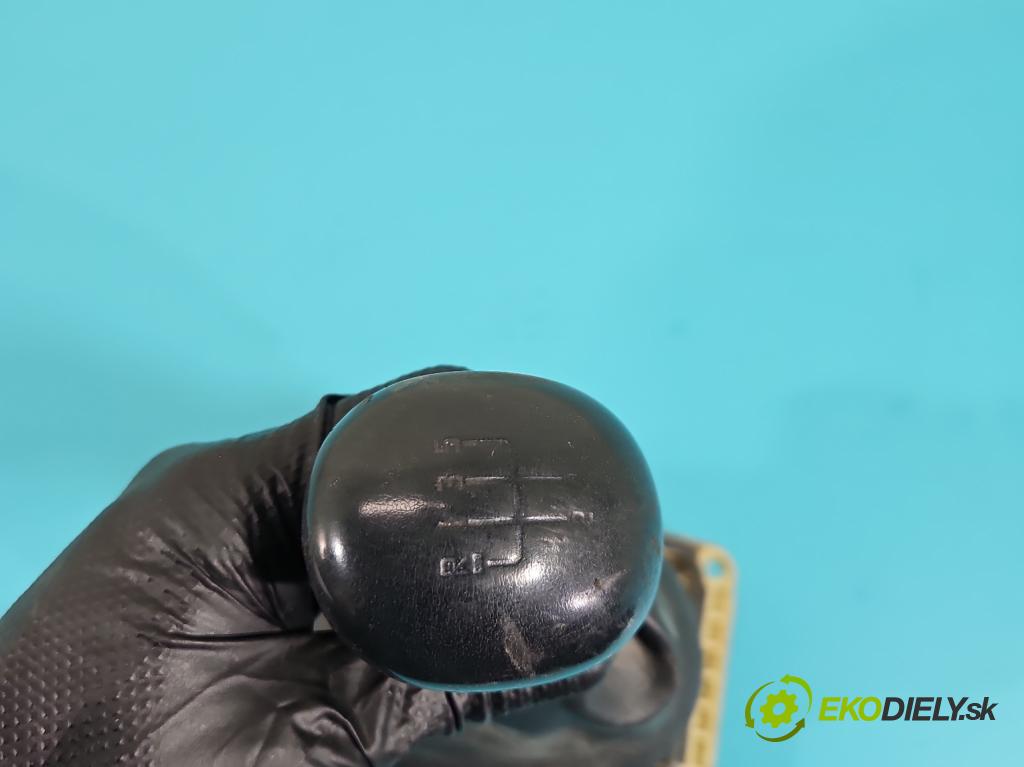 Renault Kangoo I 1998-2008 1.4 8V 75 HP manual 55 kW 1390 cm3 5- Páka: Změny: stupeň,rýchlosť 7700103170E (Rýchlostná páka (kulisa))