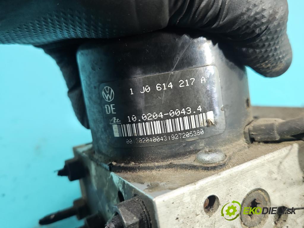 Audi A3 8L 1996-2003 1.8 20V 125 HP manual 92 kW 1781 cm3 3- čerpadlo abs 1J0614217A (Pumpa ABS)