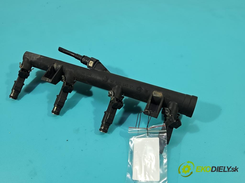 Citroen Xsara Picasso 1,8.0 16V 116 HP manual 85 kW 1749 cm3 5- vstrek 01F005A (Vstrekovač paliva)