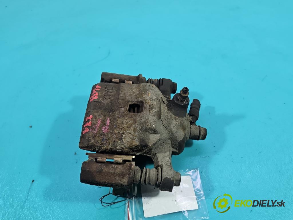 Daewoo Tico 0.8 plyn: 41 HP manual 30 kW 796 cm3 5- brzdič predné pravý  (Kľučka dverí ostatné)