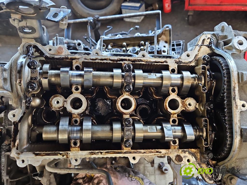 Renault Clio IV 2012-2020 0.9 Tce 90 HP manual 66 kW 898 cm3 5- motor benzín: H4BA 400