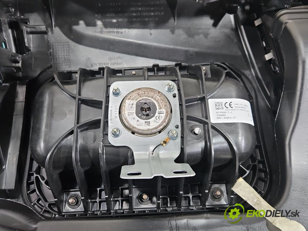 Ford Focus Mk3 2010-2018 1.5 tdci 120 hp manual 88 kW 1499 cm3 5- kokpit,přistrojova deska