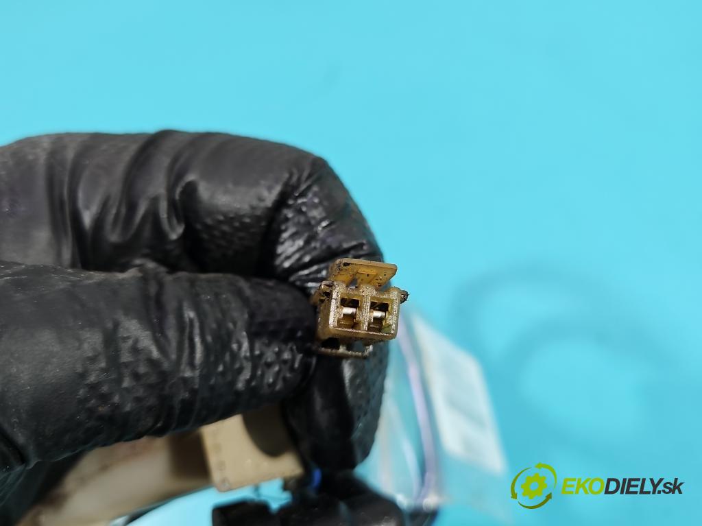 Nissan Qashqai I J10 2006-2013 2.0 dci 150 HP manual 110 kW 1995 cm3 5- snímač úroveň: palivo  (Snímač)