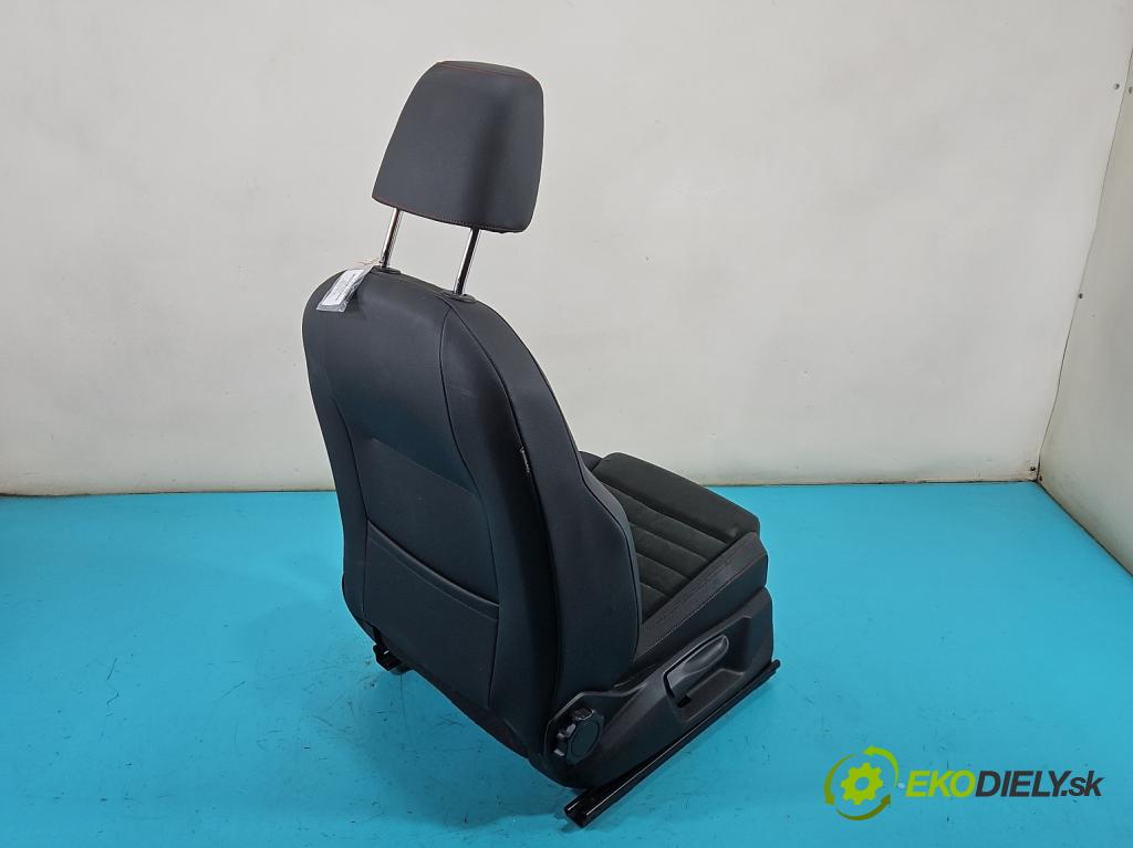 Seat Arona 2017- 1.0 TSI 110 HP manual 81 kW 999 cm3 5- Sedačka pravý  (Sedadlo)