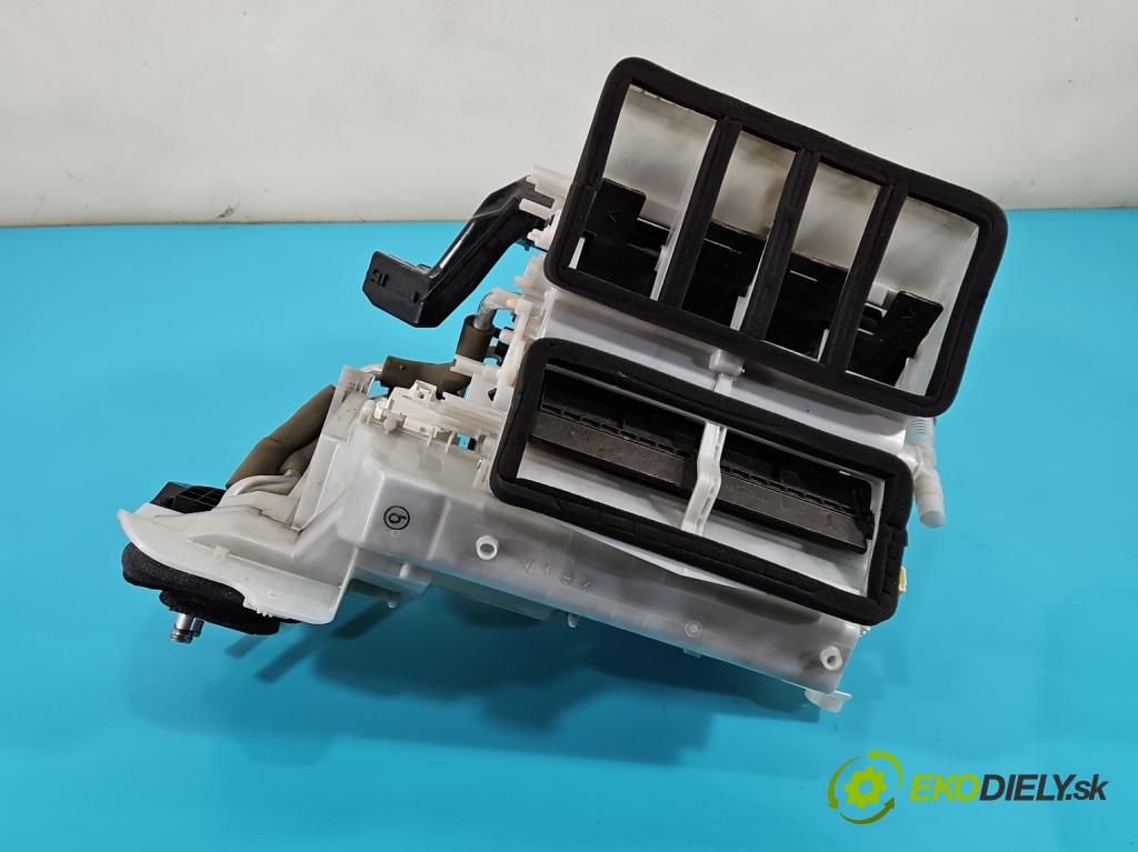 Mazda 6 III GJ 2012-2024 2.2d 150 HP manual 110 kW 2190 cm3 4- radiator  (Radiátor kúrenia)