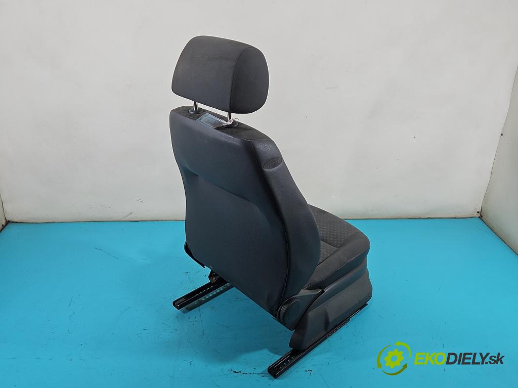 Vw Polo IV 9N 2001-2009 1.2 12V 64 hp manual 47 kW 1198 cm3 5- Sedadlo pravý  (Sedačky, sedadla)
