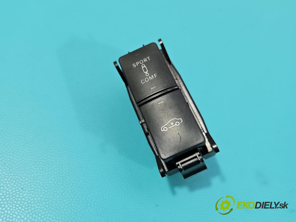 Mercedes CLS II C218 2010-2018 4.7 V8 (278922) 408KM automatic 300 kW 4663 cm3 4- prepínač ostatné A2128207310