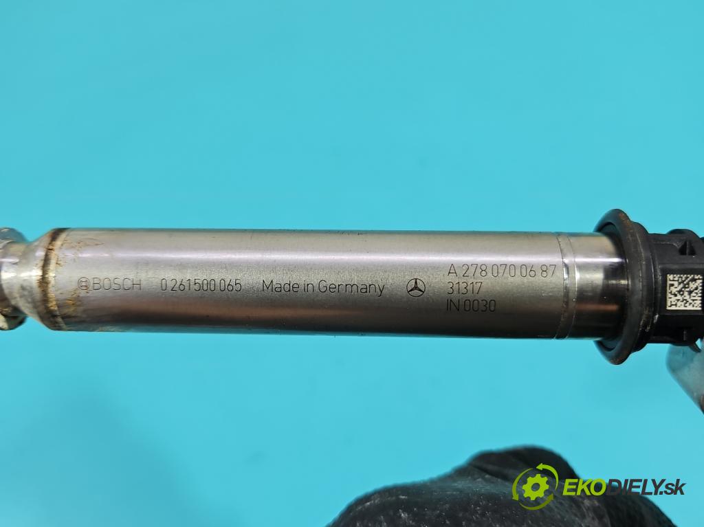 Mercedes CLS II C218 2010-2018 4.7 V8 (278922) 408KM automatic 300 kW 4663 cm3 4- vstrek A2780700687 (Vstrekovač paliva)