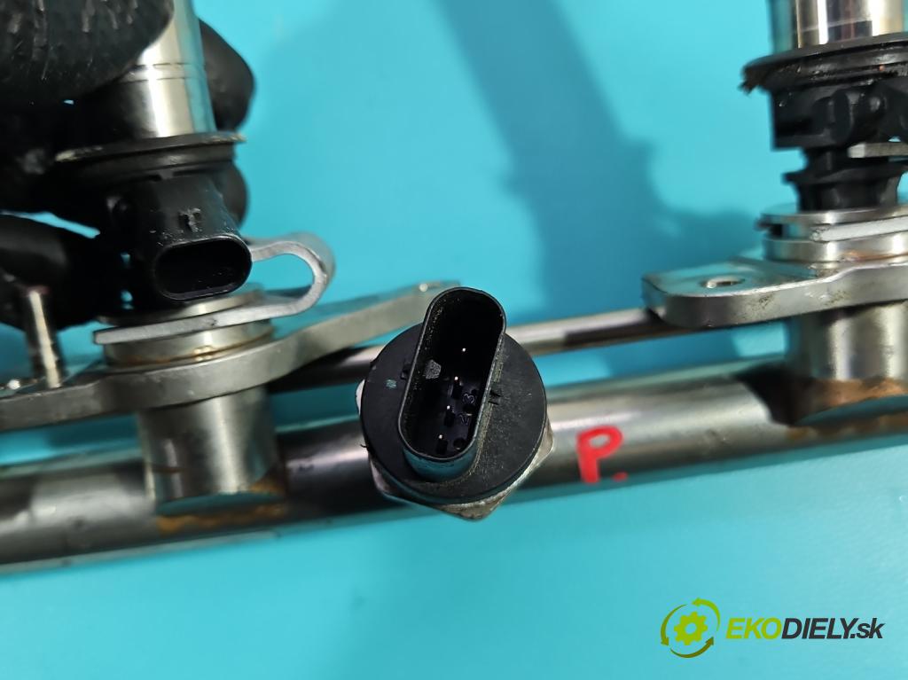 Mercedes CLS II C218 2010-2018 4.7 V8 (278922) 408KM automatic 300 kW 4663 cm3 4- vstrek A2780700687 (Vstrekovač paliva)