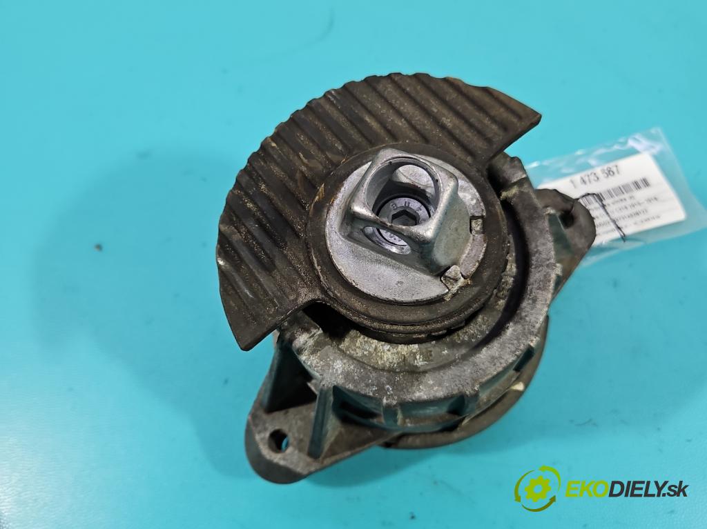 Mercedes CLS II C218 2010-2018 4.7 V8 (278922) 408KM automatic 300 kW 4663 cm3 4- airbag motora A2182400417 (Držiak motora)
