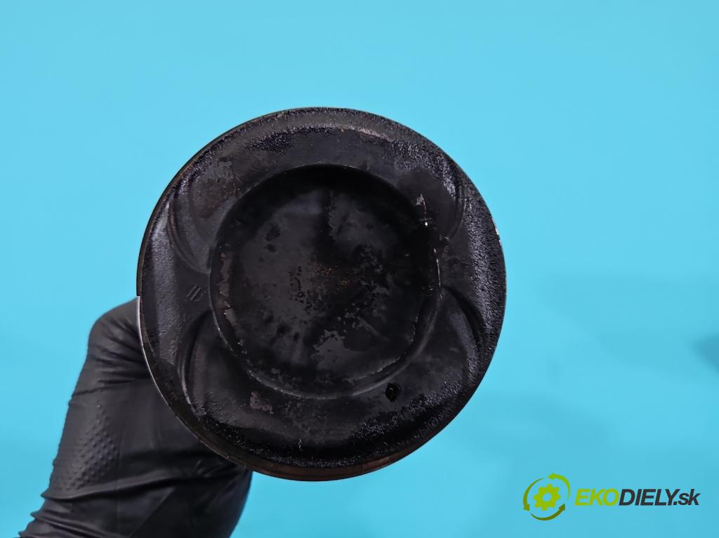 Mercedes CLS II C218 2010-2018 4.7 V8 (278922) 408KM automatic 300 kW 4663 cm3 4- piest 278922 (Piest)