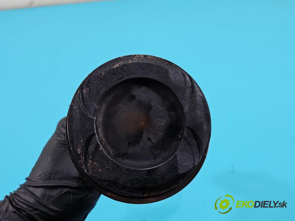 Mercedes CLS II C218 2010-2018 4.7 V8 (278922) 408KM automatic 300 kW 4663 cm3 4- piest 278922 (Piest)