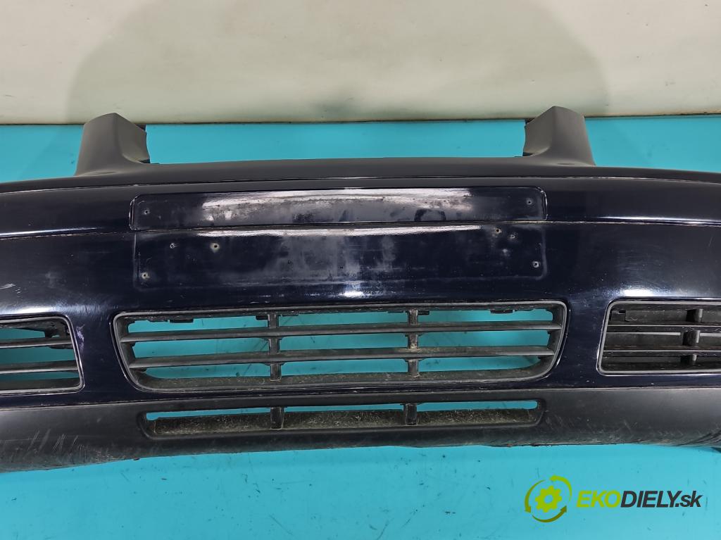Vw Bora 2.0 8V 116 hp manual 85 kW 1984 cm3 5- nárazník přední  (Klika dveří ostatní)