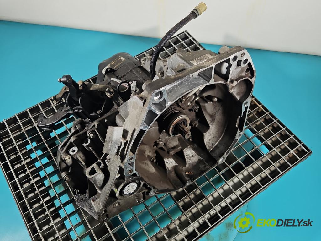 Renault Captur I 2013-2019 0.9 Tce 90 HP manual 66 kW 898 cm3 5- prevodovka stupeň,rýchlosť manual JR5 357