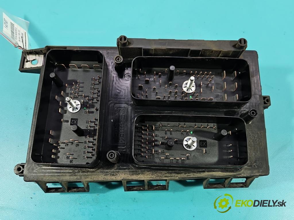 Opel Astra III 2004-2014 1.7 cdti 101 hp manual 74 kW 1686 cm3 5- skříňka pojistková 743381-00 (Pojistkové skříňky)