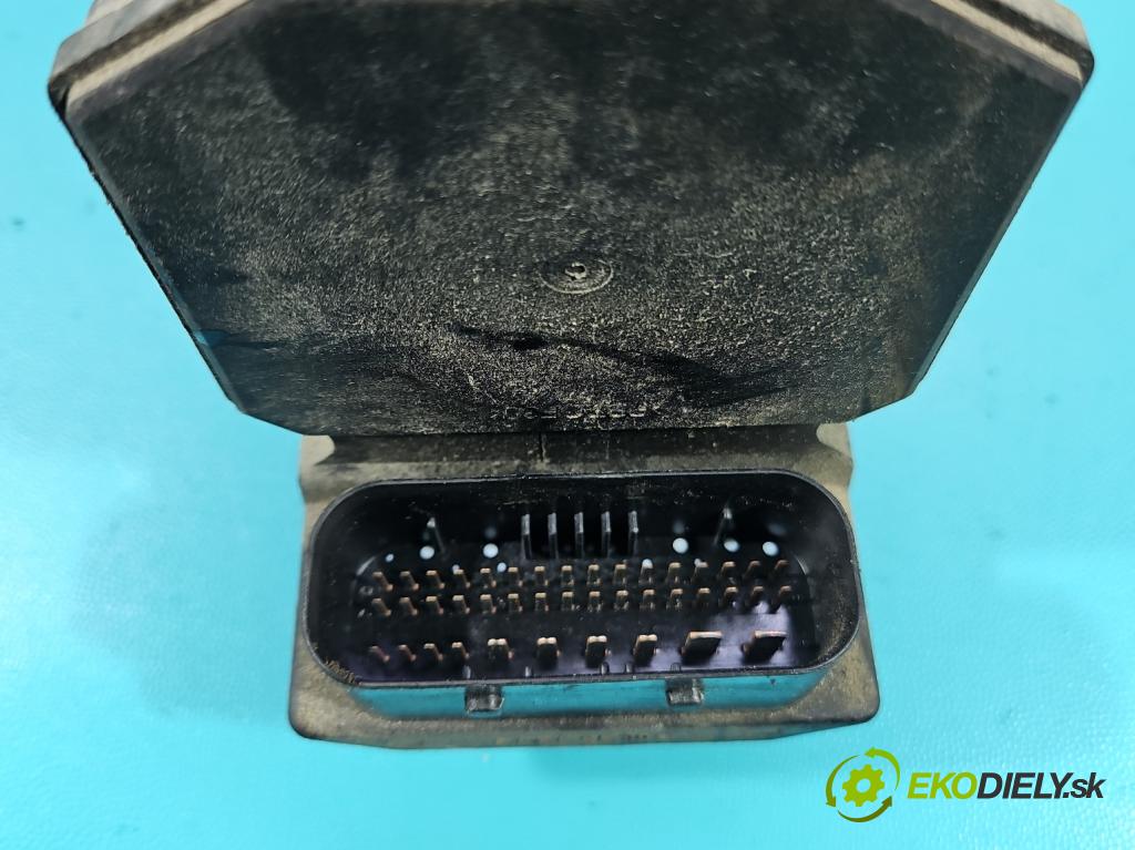 Audi A4 B6 2000-2004 2.0 20V 131 HP manual 96 kW 1984 cm3 4- čerpadlo abs 0265950011 (Pumpa ABS)