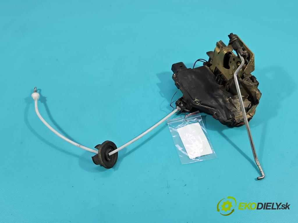 Audi A4 B6 2000-2004 2.0 20V 131 hp manual 96 kW 1984 cm3 4- zámek přední pravý