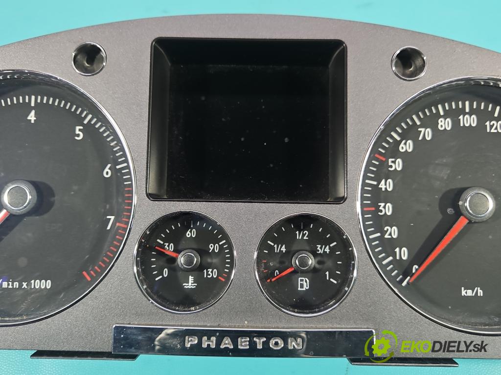 Vw Phaeton 3.2 V6 241KM automatic 177 kW 3189 cm3 4- Přístrojová deska 0263619102 (Přístrojové desky, displeje)