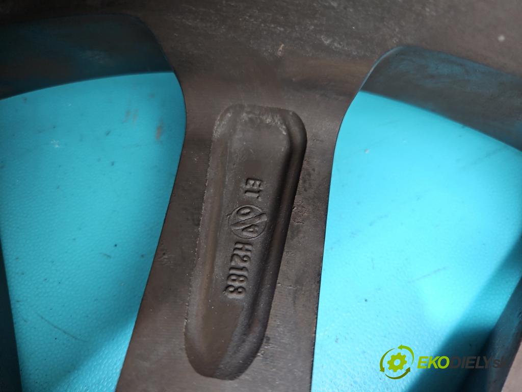 Chevrolet Cruze 1.6 16V 124hp manual 91 kW 1598 cm3 4- Felga hliník: 17" komplet