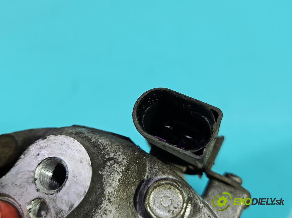 Seat Cordoba I 1993-2002 1.9 tdi 90 HP manual 66 kW 1896 cm3 4- Kompresor: klimatizácie  (Kompresor klimatizácie)