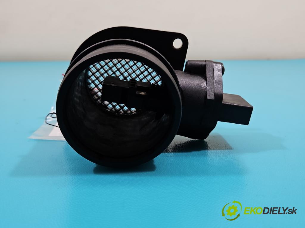 Vw Bora 2.0 8V 116 HP manual 85 kW 1984 cm3 5- průtokoměr: 0280218002 (Váha vzduchu)