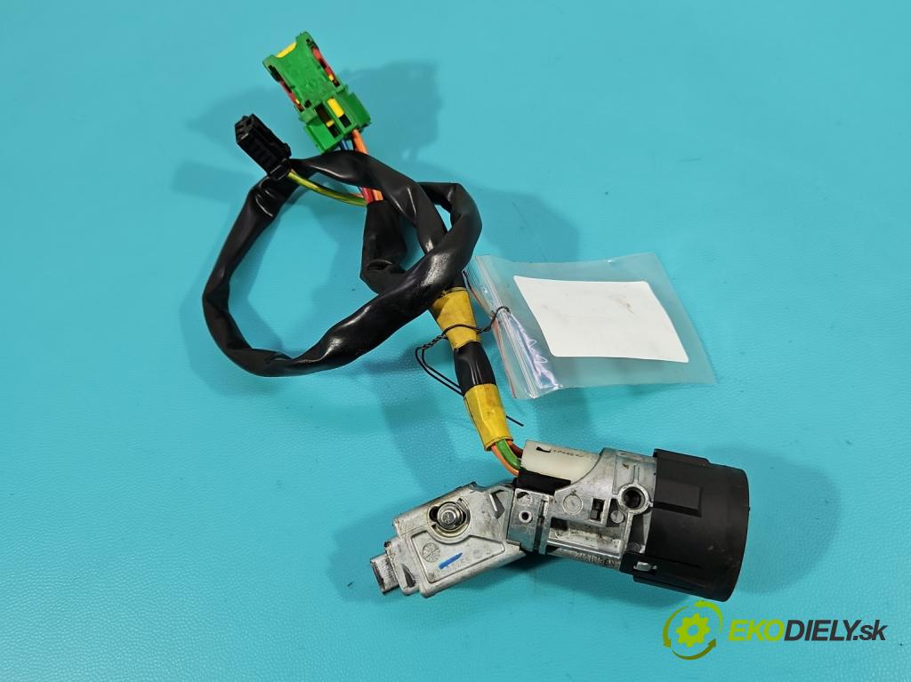 Peugeot 1007 1.6 16V 109 HP automatic 80 kW 1587 cm3 3- Spínačka (Spínacia skrinka)