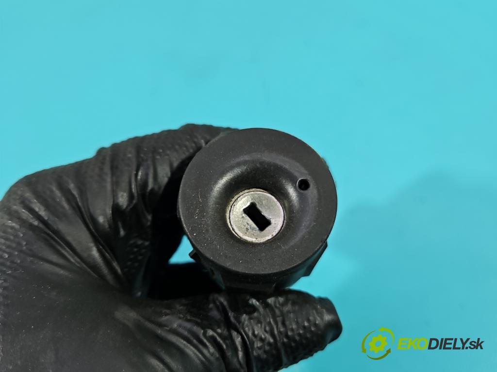 Peugeot 1007 1.6 16V 109 HP automatic 80 kW 1587 cm3 3- Spínačka (Spínacia skrinka)