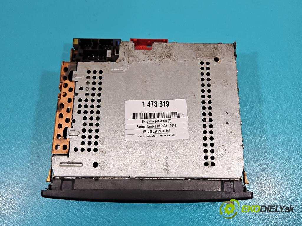 Renault Espace IV 2003-2014 2.0 T 163 HP manual 120 kW 1998 cm3 5- Radio originál 8200205833