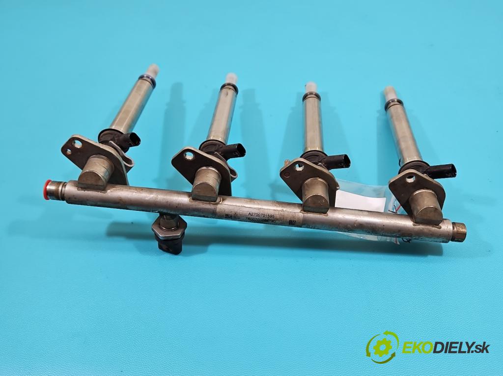 Infiniti Q30 2015-2019 1.6 T 156 HP automatic 115 kW 1595 cm3 5- vstrek A2780700687 (Vstrekovač paliva)