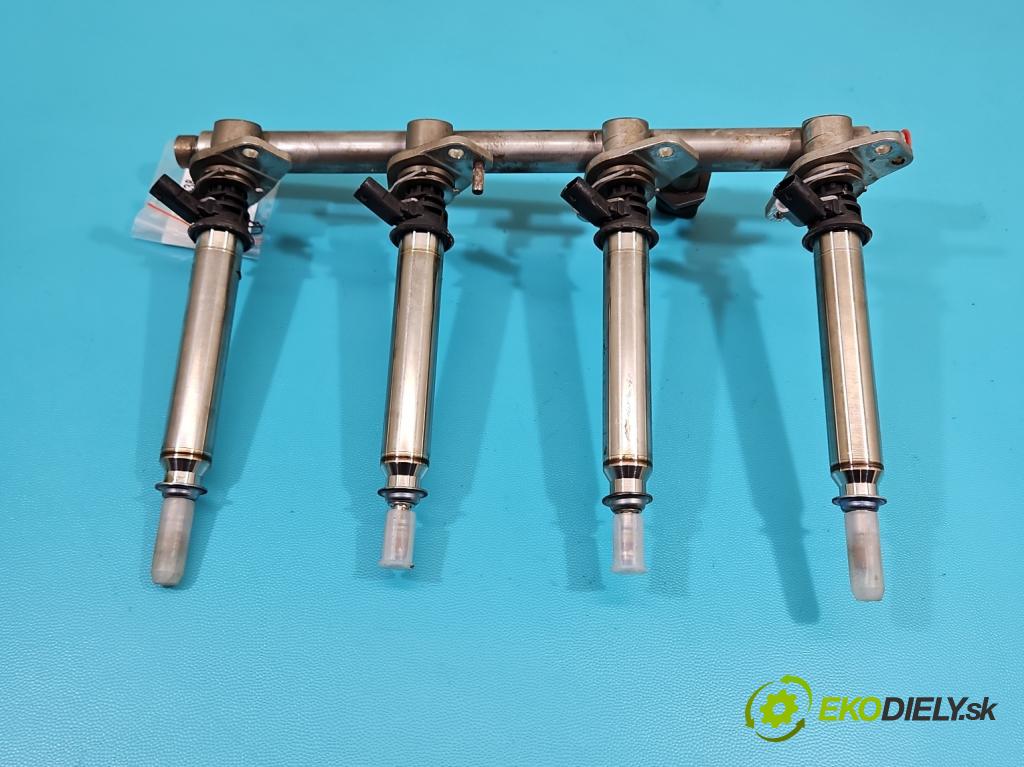 Infiniti Q30 2015-2019 1.6 T 156 HP automatic 115 kW 1595 cm3 5- vstrek A2780700687 (Vstrekovač paliva)