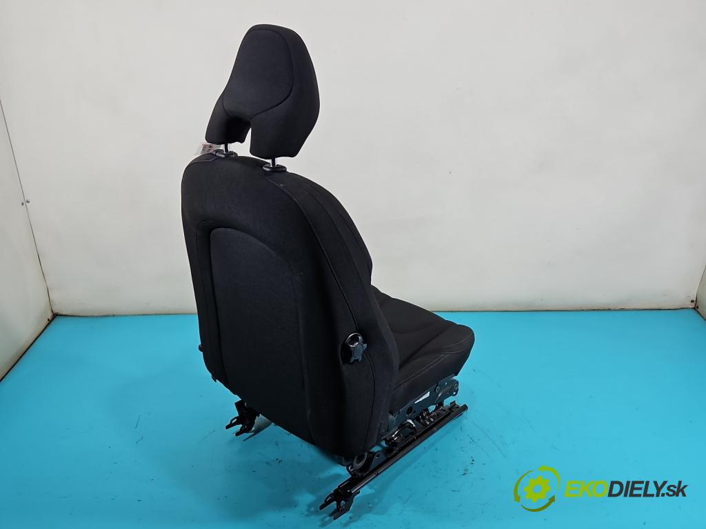 Volvo V40 II 2012-2019 1.6 D2 114 HP manual 84 kW 1560 cm3 5- Sedačka ľavý  (Sedadlo)