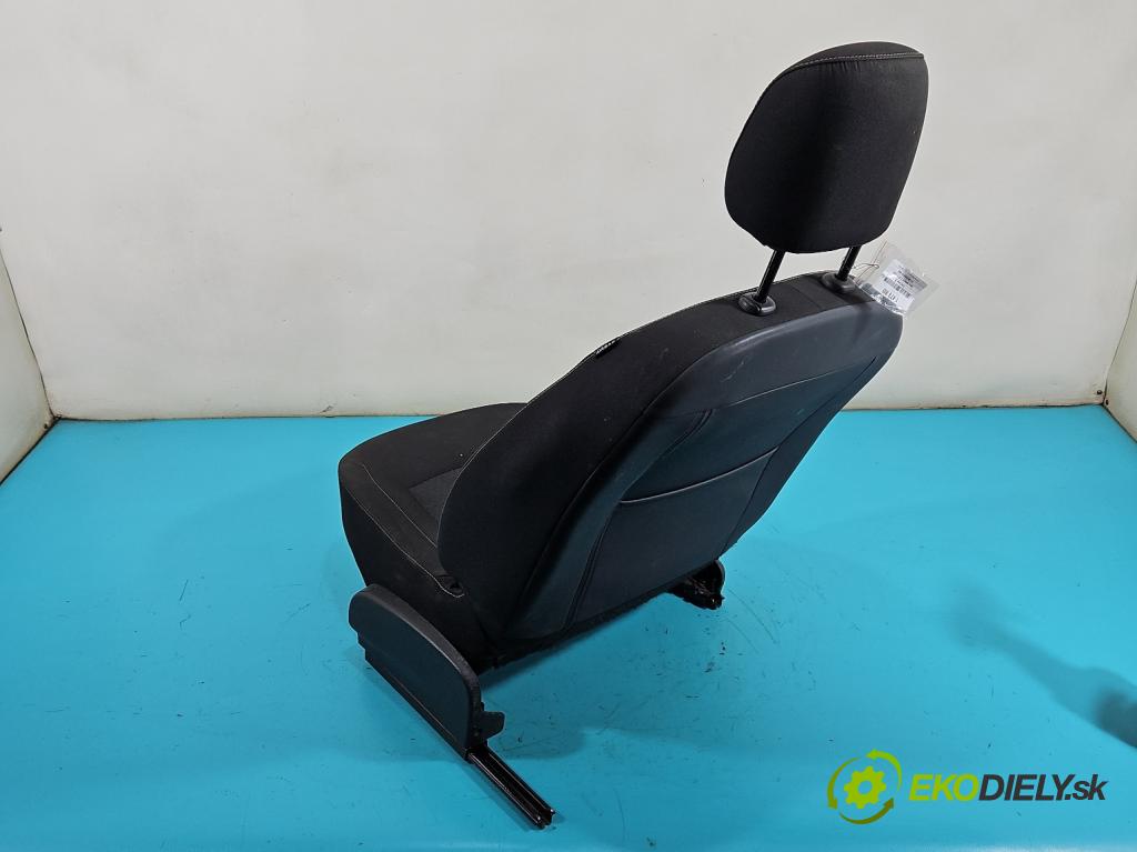 Dacia Sandero II 2012-2020 1.0 12V 73 HP manual 54 kW 999 cm3 5- Sedačka ľavý (Sedadlo)