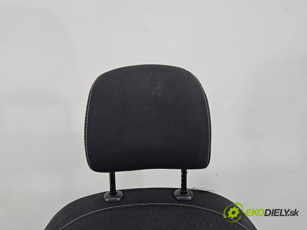 Dacia Sandero II 2012-2020 1.0 12V 73 HP manual 54 kW 999 cm3 5- Sedačka pravý  (Sedadlo)
