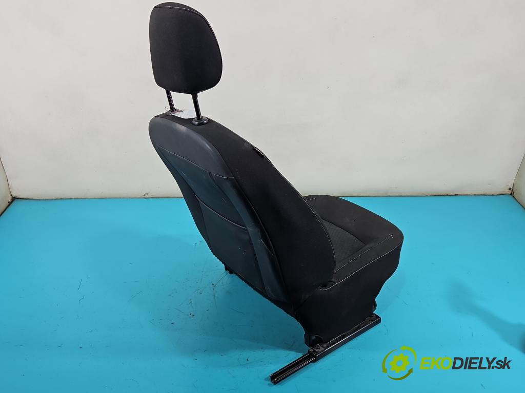 Dacia Sandero II 2012-2020 1.0 12V 73 HP manual 54 kW 999 cm3 5- Sedačka pravý  (Sedadlo)
