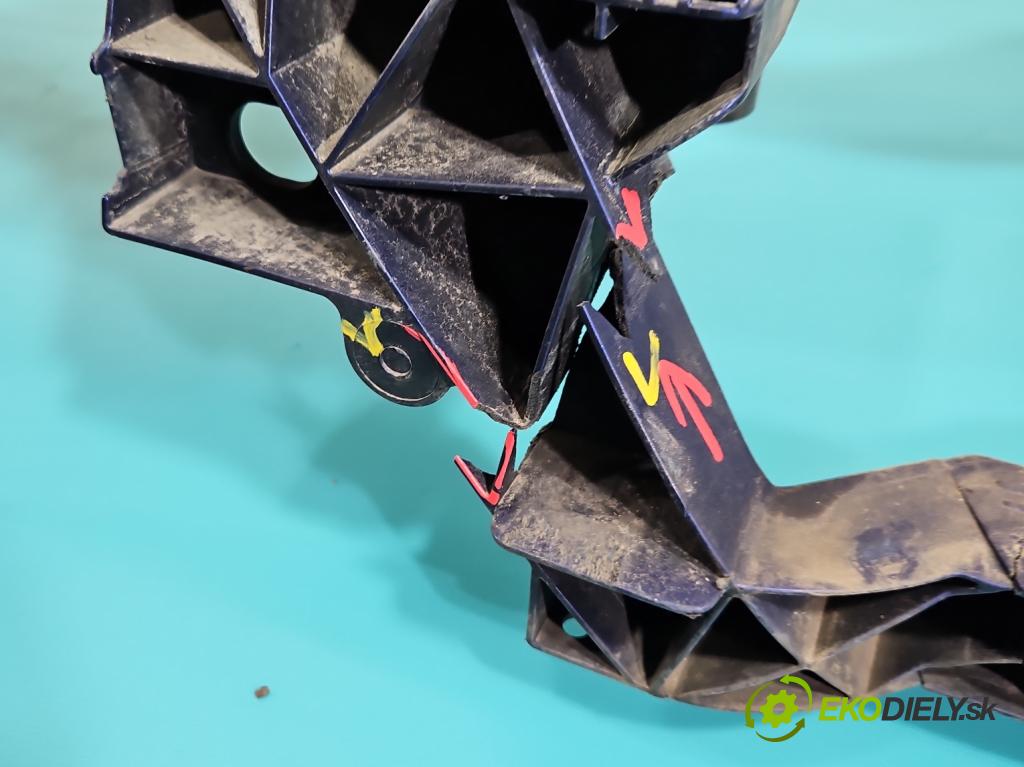 Ford Focus Mk3 2010-2018 1.5 tdci 120 hp manual 88 kW 1499 cm3 5- stěna přední BM51-8327-AA (Výztuhy přední)