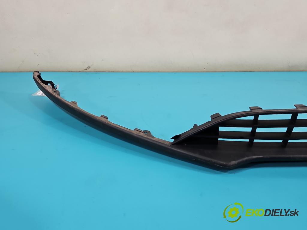 Ford Focus Mk3 2010-2018 1.5 tdci 120 HP manual 88 kW 1499 cm3 5- blenda mriežka: nárazník stredová F1EB-17E810-A