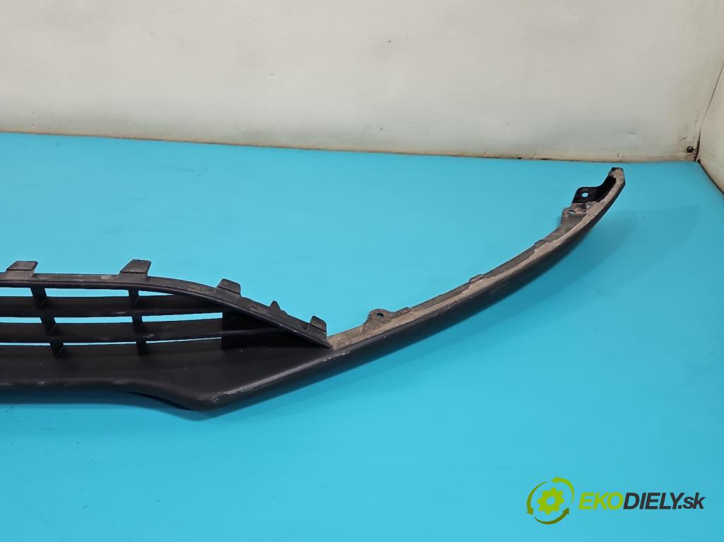 Ford Focus Mk3 2010-2018 1.5 tdci 120 HP manual 88 kW 1499 cm3 5- blenda mriežka: nárazník stredová F1EB-17E810-A