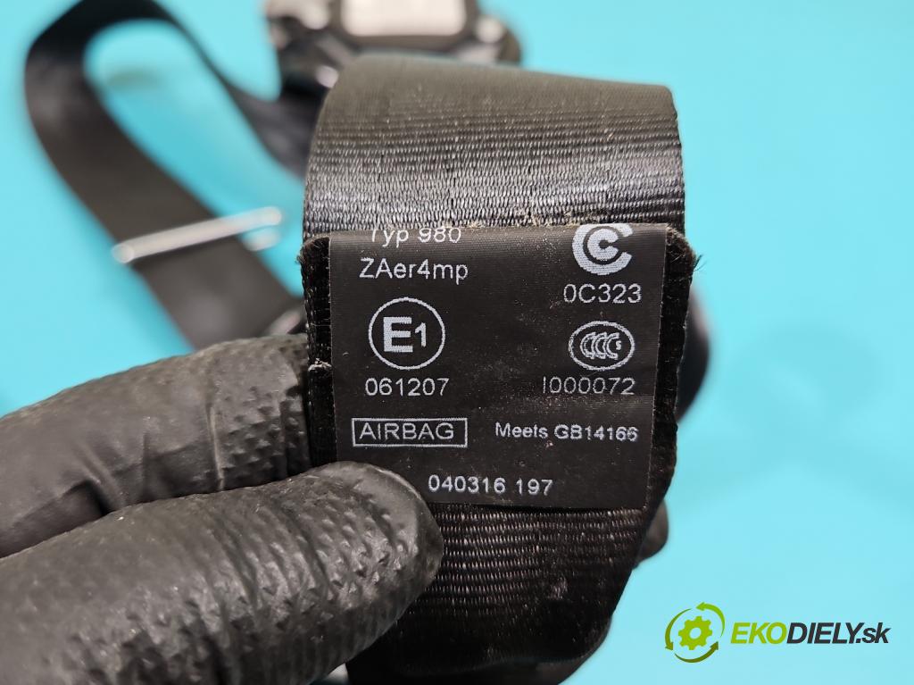 Ford Focus Mk3 2010-2018 1.5 tdci 120 HP manual 88 kW 1499 cm3 5- pas bezpečnosť: predné pravý 617232000