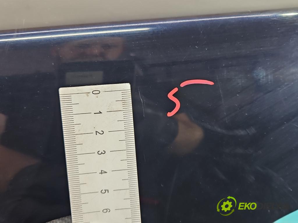 Vw Phaeton 3.2 V6 fsi 241KM automatic 177 kW 3189 cm3 4- zadní kufrové dveře  (Zadní kapota (kufr))