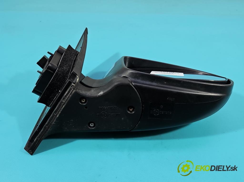 Chevrolet Cruze 1.6 16V 124 hp manual 91 kW 1598 cm3 4- zpětné zrcátko pravé  (Klika dveří ostatní)