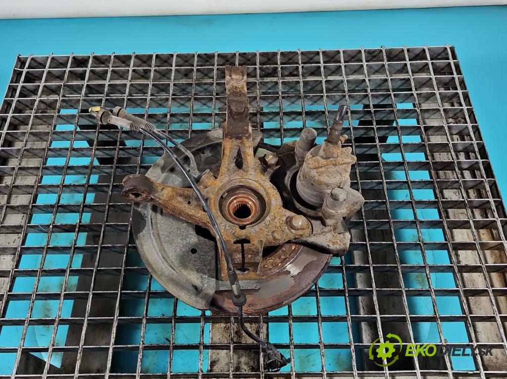 Dacia Sandero II 2012-2020 1.0 12V 73 hp manual 54 kW 999 cm3 5- náboj levé  (Náboje)