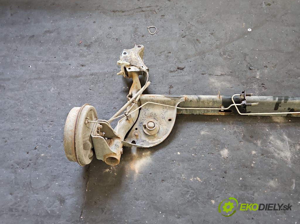 Dacia Sandero II 2012-2020 1.0 12V 73 hp manual 54 kW 999 cm3 5- zadní výztuha  (Výztuhy zadní)