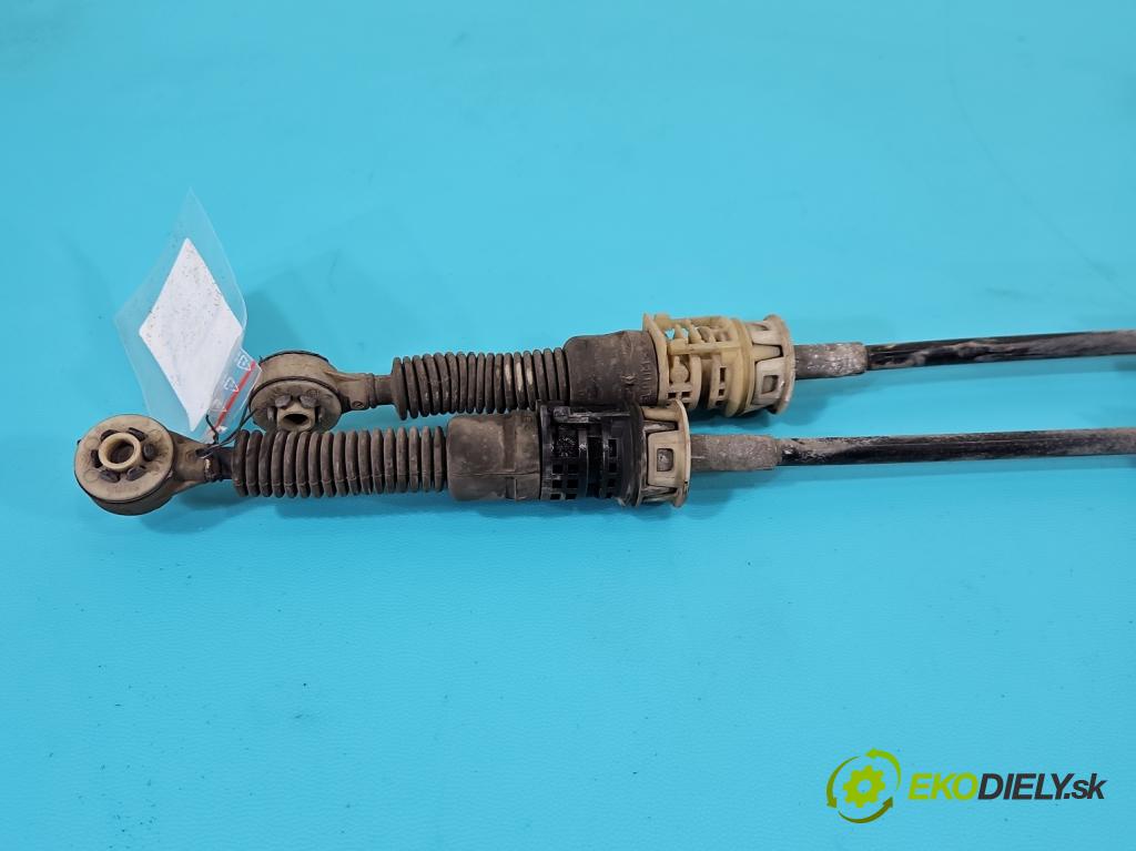 Dacia Sandero II 2012-2020 1.0 12V 73 HP manual 54 kW 999 cm3 5- Páka: Změny: stupeň,rýchlosť 9615809 (Rýchlostná páka (kulisa))